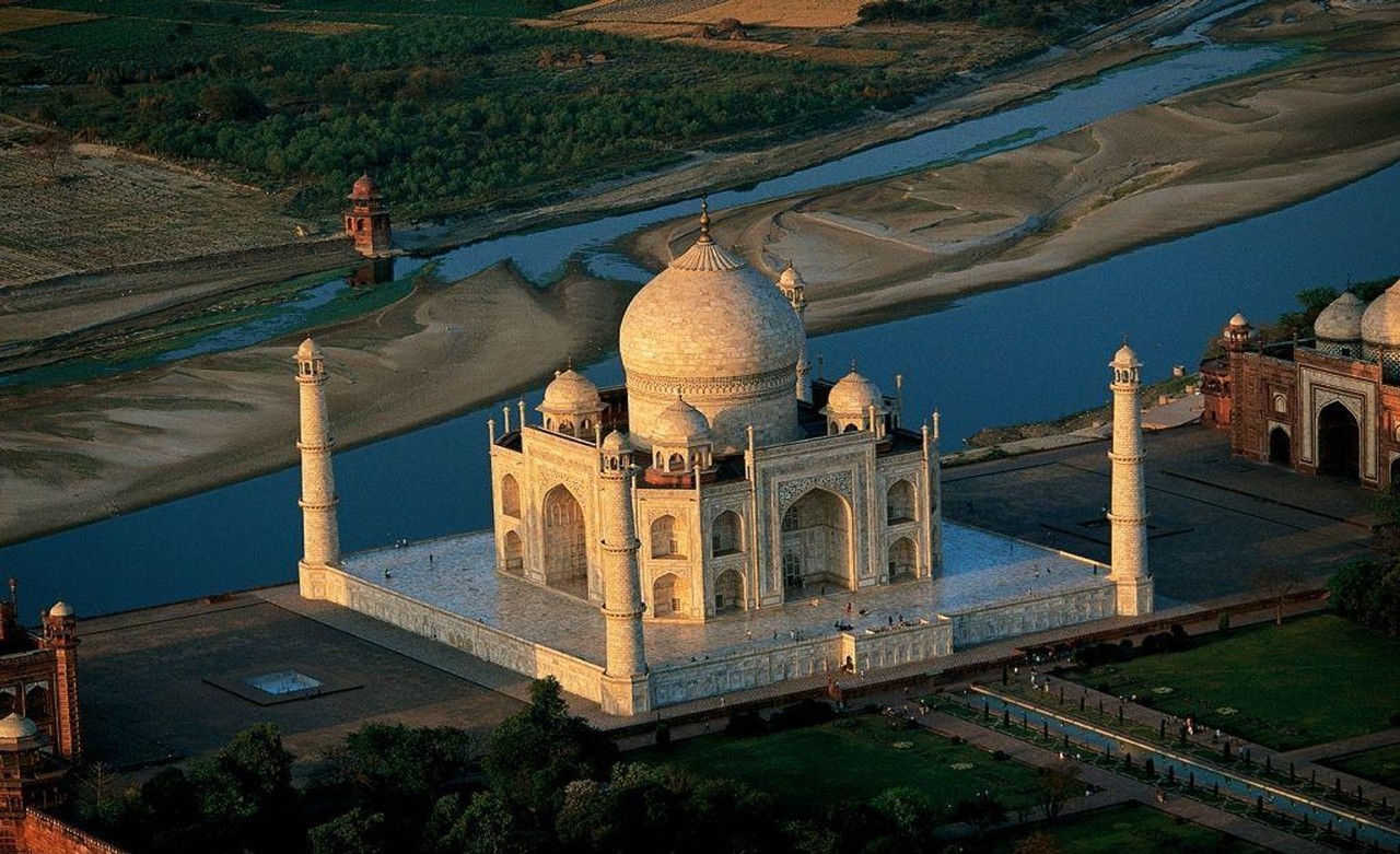 5  साल में गिर जायेगा ताज महल
