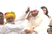 पटौदी के दसवें नवाब बने सैफ अली खान
