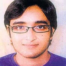 कैट में उदयपुर के चिन्मय के 99.82 %