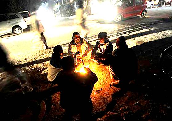 सर्दी ने दिखाए तेवर, पारा ३ डिग्री पर पहुंचा
