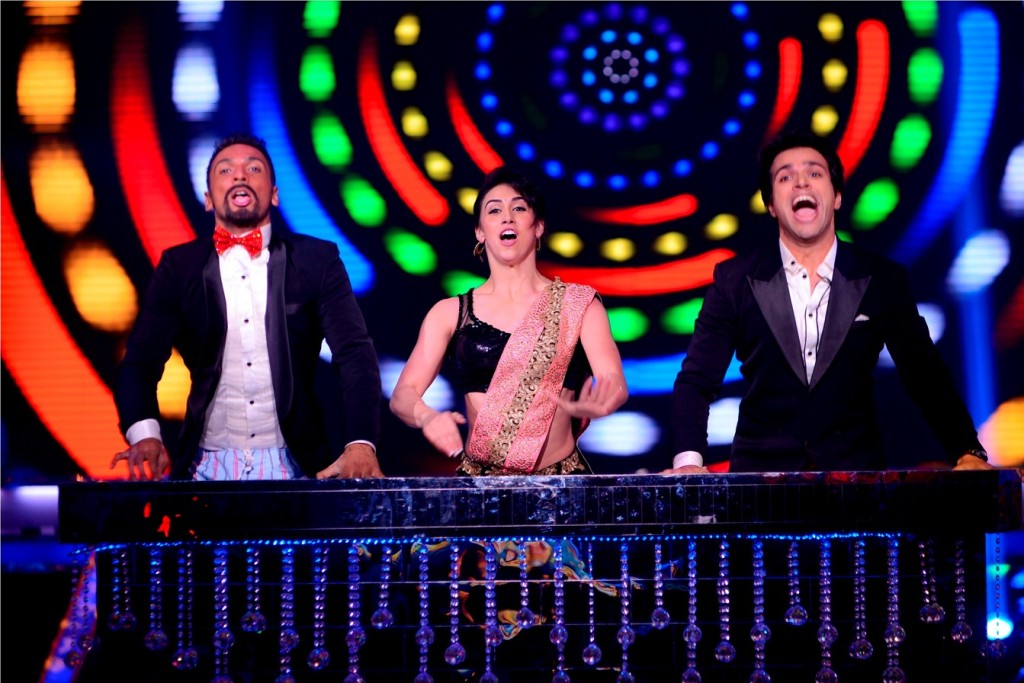 Rithwik Dhanjani with Lauren nd Puneet on the sets of Jhalak2