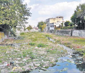 आयड़ और गुमानिया नाले की सफाई पर खर्च होंगे 52 लाख