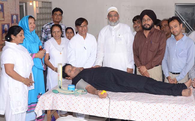 ’’ निरंकारी मिषन के रक्त दान शिविर में  95 यूनिट हुआ रक्तदान ’’