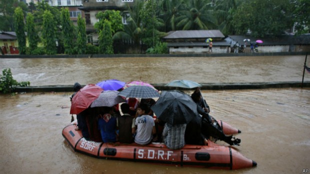 140923030046_assam_flood_guwahati_624x351_ap