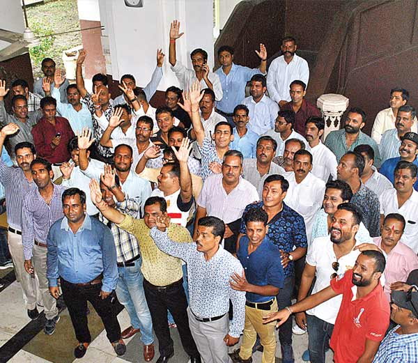 गाइड बने रहने के लिए अब होगी परीक्षा, फेल हुए तो रद्द हो जाएगा लाइसेंस