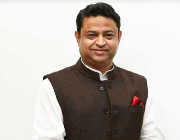 सलुम्बर और उदयपुर ग्रामीण की जनता ने ख़त्म किया वंशवाद – नहीं  जिताया विवेक कटारा और रघुवीर मीणा को .