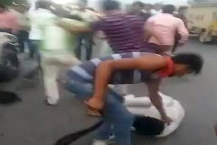 गौ तस्करी के आरोप में पीटे गए मुस्लिम शख्स की मौत पर SC सख्त, राजस्थान सरकार से मांगा जवाब