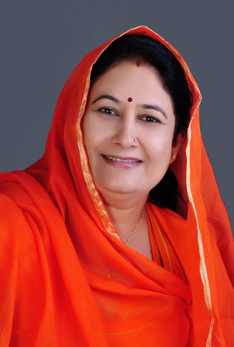 चुनाव में नामांकन पत्र में हेराफेरी के आरोप में  राजस्थान की उच्च शिक्षा मंत्री किरण माहेश्वरी पर हुई FIR तो ली हाईकोर्ट की शरण