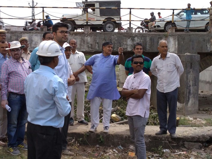 गांधी जयंती पर प्रारम्भ हुआ आयड़ सफाई अभियान