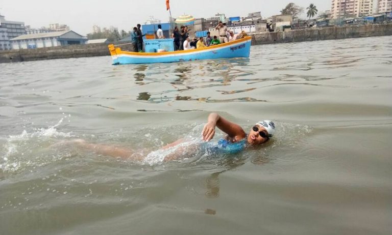 गौरवी ने उदयपुर को किया देशभर में गौरवान्वित – मुंबई के दरिया में रच दिया इतिहास।