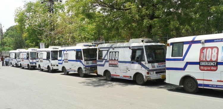मरीज़ परेशान 108 व 104 एम्बुलेंस सेवाएं चौथे दिन भी ठप्प – कुछ कुछ अप्रिय हुआ तो सरकार व् कंपनी जिम्मेदार .
