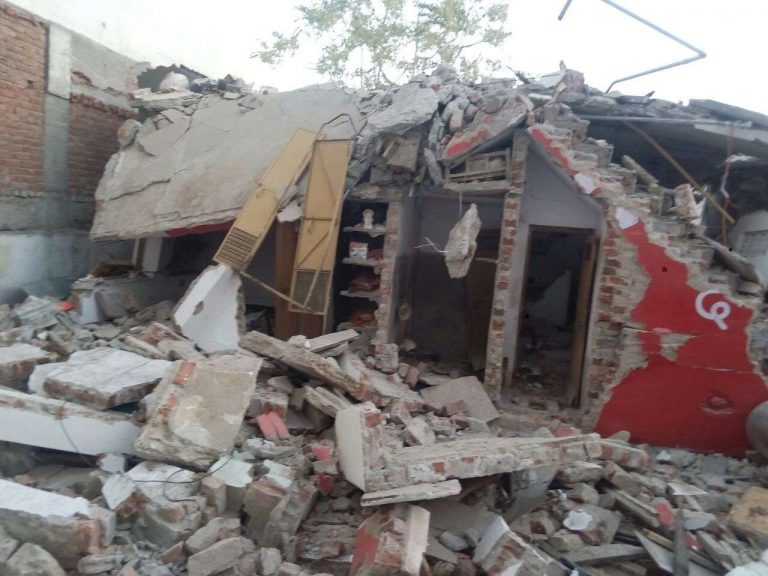 उदयपुर में हुआ ब्लास्ट तीन मंजिला मकान ही उड़ गया .