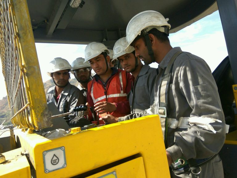 राजस्थान के युवक करेंगे खनन क्षेत्र में जम्बो ड्रीलिंग का काम