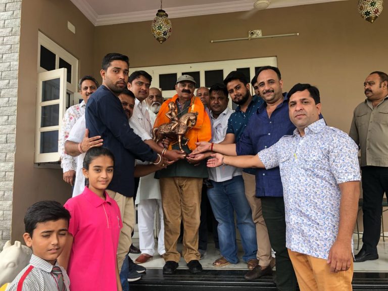 राज्यपाल ने की कृष्णावत से शिस्टाचार मुलाक़ात