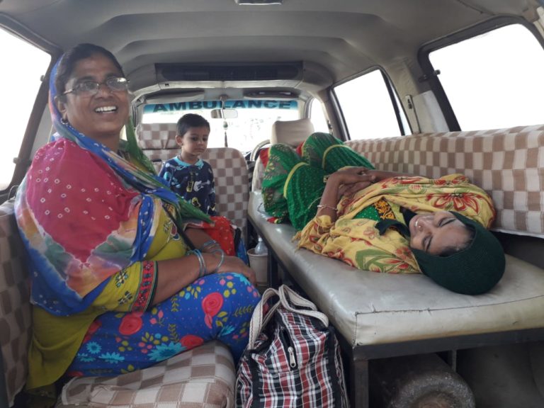 36 घंटे के नवजात को लेकर परीक्षा देने पहुची महिला – इस होसले का सबने किया सम्मान .