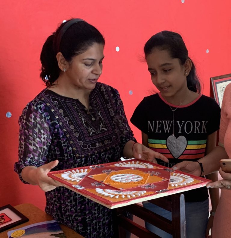 Lippan traditional art, the miracle of Mud and Mirror Work